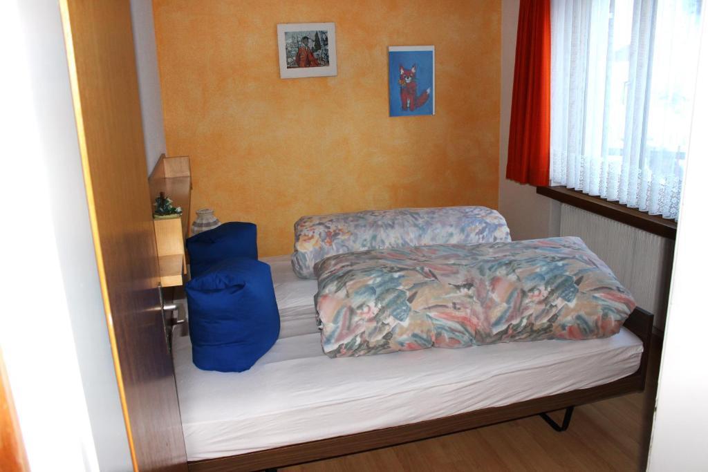 Casa Collina Lägenhet Disentis Rum bild
